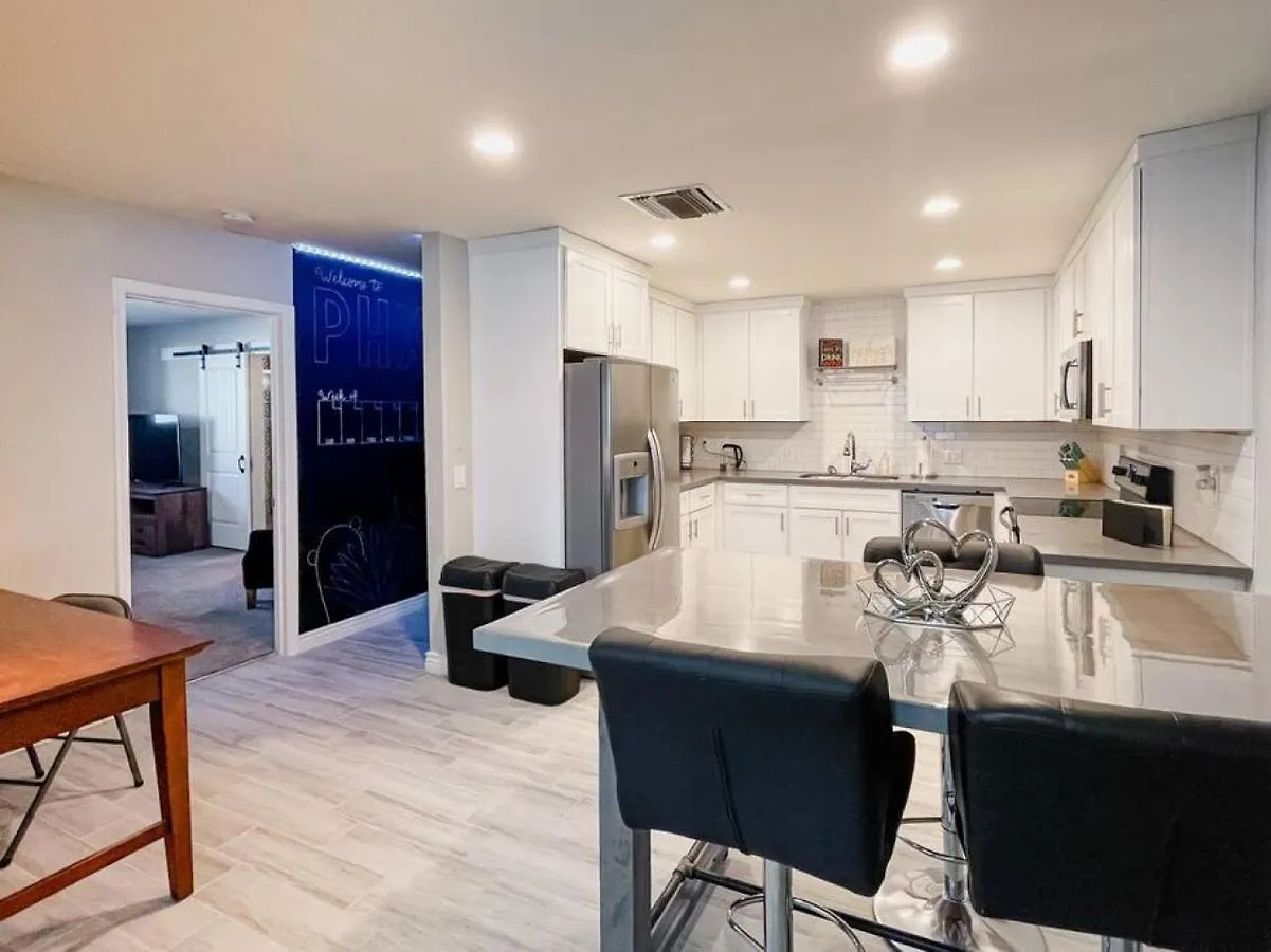 Modern 3Br,2Ba With Game Hallway - Pets Welcome Phoenix 0*,